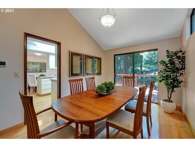 Dining Room-Vaulted Ceilings
