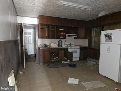 1415 Princeton Ave, Ewing, NJ 08638 - photo 4