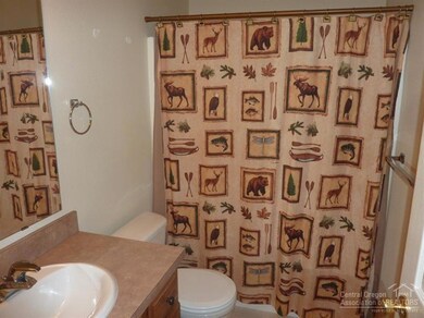 20632 Honeysuckle Ln, Bend, OR 97702 - photo 7