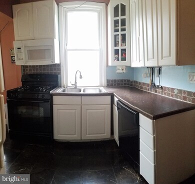 910 Nova Ave, Capitol Heights, MD 20743 - photo 3