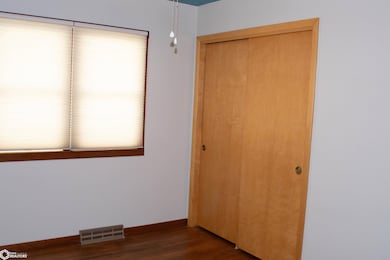 631 W 17th St, Carroll, IA 51401 - photo 6