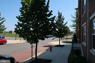 3067 Rittenhouse Cir unit 63, Fairfax, VA 22031 - photo 2