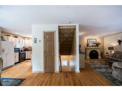 24 Raynham Ave, Portsmouth, RI 02871 - photo 7