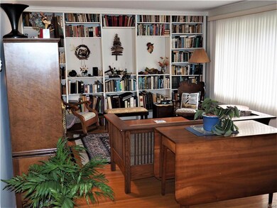 3303 Thomas St, Whitehall, PA 18052 - photo 2