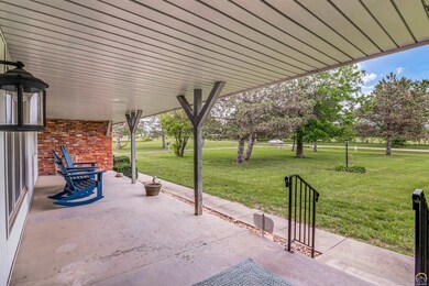 8911 SW 37th St, Topeka, KS 66614 - photo 4