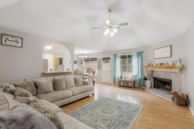 6339 Fairway Hill Cove, Memphis, TN 38135 - photo 6