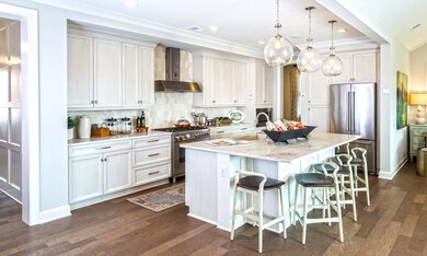 Custom Design Your Kitchen