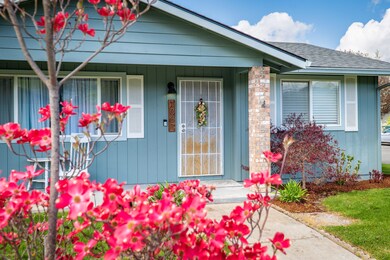 1081 SE Jeramy Way-002