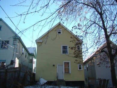 305 Division St, Schenectady, NY 12304 - photo 3