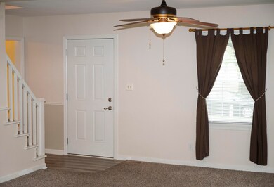 DSC_1183_Living Room_102520