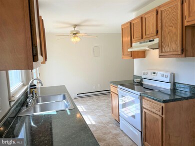 15188 Waterloo Rd, Amissville, VA 20106 - photo 5