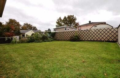 (4) Back Yard