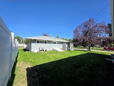 210 3rd Ave SW, Choteau, MT 59422 - photo 7