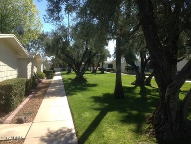 13230 Front Door side view IMG_1391