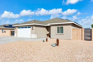 332 Abigail St, Ridgecrest, CA 93555 - photo 3