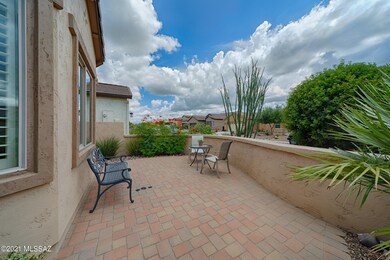 002_Front Patio