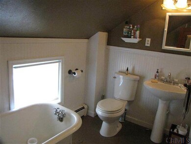 22 Van Dorn St, Saratoga Springs, NY 12866 - photo 6