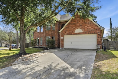 High and Dry! Shaded by a mature tree. 7411 Stonesfield Place