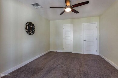6710 N 15th st-4