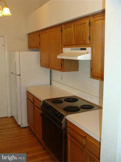 2610 Camelback Ln unit 12, Silver Spring, MD 20906 - photo 4