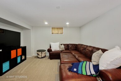 1418 E Evergreen St, Wheaton, IL 60187 - photo 4