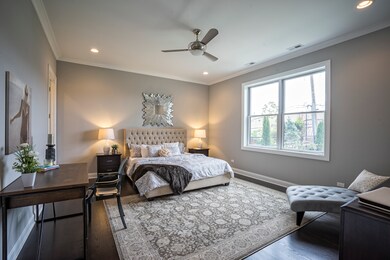 2242 W Lawrence Ave unit 403, Chicago, IL 60625 - photo 5