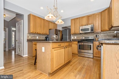 478 Hawkridge Ln, Sykesville, MD 21784 - photo 6