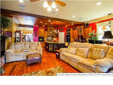 Gorgeous living room