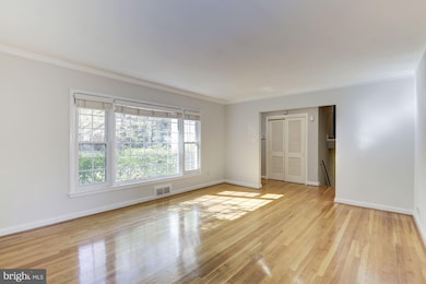 3519 Glenmoor Dr, Chevy Chase, MD 20815 - photo 3