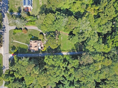 168 S Anguilla Rd, Pawcatuck, CT 06379 - photo 4