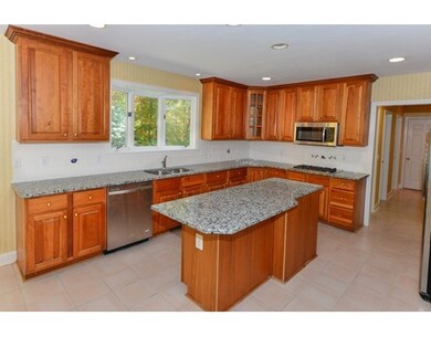 1 Blackthorn Rd, Shrewsbury, MA 01545 - photo 5