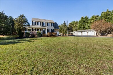 View of front of home featuring a front yard