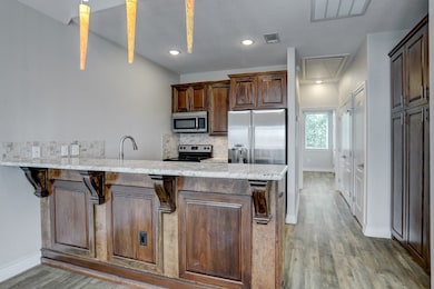 100 Grove Rd unit D, Kemah, TX 77565 - photo 6