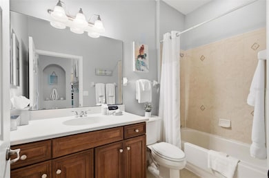 2nd bathroom with shower over tub