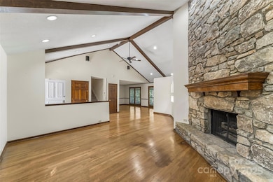 212 Riverside Dr, Morganton, NC 28655 - photo 5