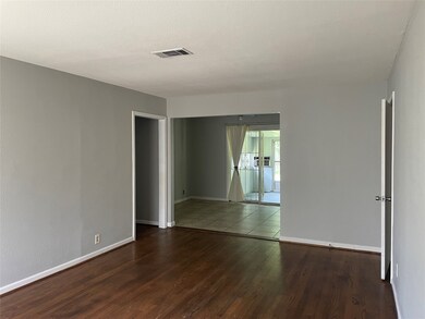 10303 Bretton Dr, Houston, TX 77016 - photo 2