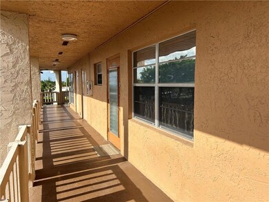 CATWALK OUTSIDE APT