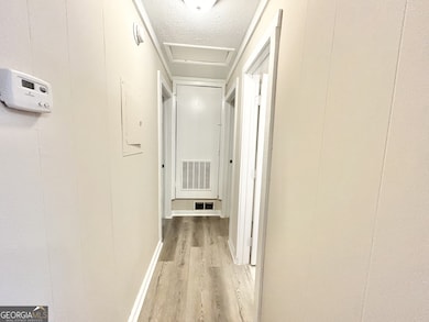 6454 Unit - Hallway