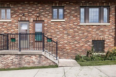 Side Entrance/Exit On Lamson Street