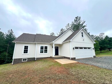 240 Mansfield Dr, Amherst, VA 24521 - photo 2