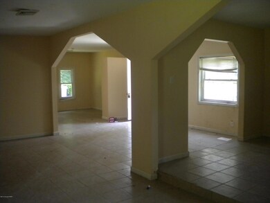 2112 Campfire Ln, Gouldsboro, PA 18424 - photo 2