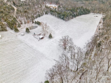 9916 Hawks Point Dr, Meramec Township, MO 63023 - photo 5