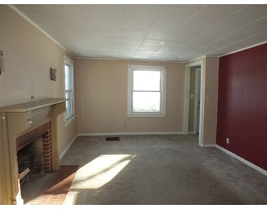 12 Exeter St, West Springfield, MA 01089 - photo 3