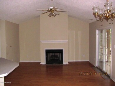 Dining/Living Rm