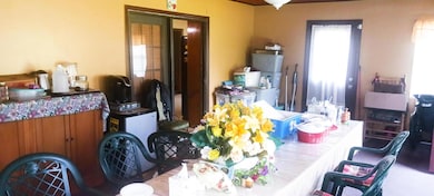 Side Enclosed Porch