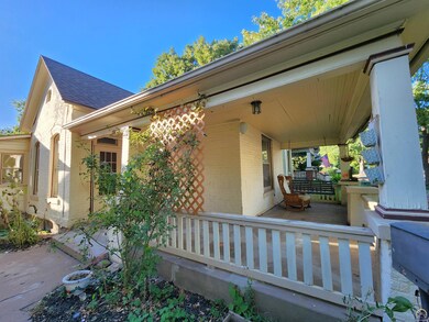 339 SW Elmwood Ave, Topeka, KS 66606 - photo 2