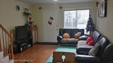 181 Skyline Dr, Staten Island, NY 10304 - photo 2