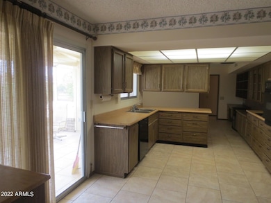 9518 W Granada Dr, Sun City, AZ 85373 - photo 6