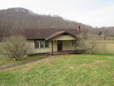 2082 Kentucky 92, Pineville, KY 40977 - photo 2