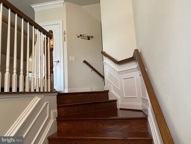 25460 Hopton House Terrace, Chantilly, VA 20152 - photo 2